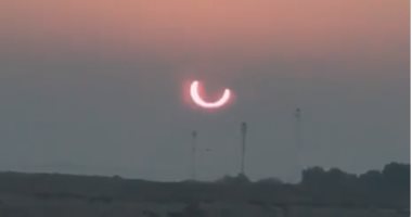 شاهد كسوف حلقى فى اليمن والمساجد تؤدى الصلاة.. صور