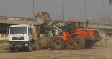 2000 طن "زبالة ومخلفات" من الطريق الدائرى فى المريوطية والمنصورية.. اعرف التفاصيل