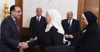 اجتماع الحكومة الأسبوعى.. مصطفى مدبولى يرحب بالوزراء الجدد