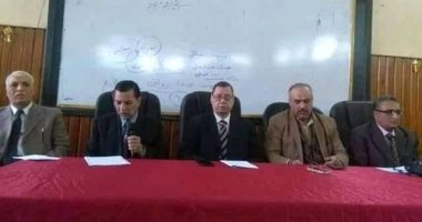 ندوة لمنظمة خريجى الأزهر فى سوهاج للتوعية بخطورة الإرهاب