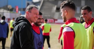 اجتماع لمجلس الأهلى بـ"الفيديو" لبحث تخفيض عقود اللاعبين