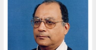 رحيل الفنان التشكيلي إيهاب شاكر عن عمر يناهز 86 عام