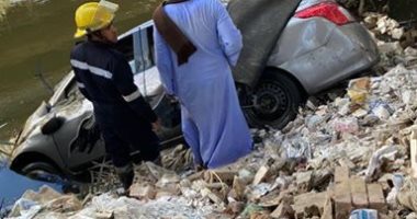 قارئ يشارك بصور بانقلاب سيارة ملاكى بترعة المريوطية فيصل