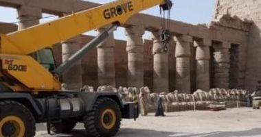 أعمال نقل تماثيل الكباش الأربعة من قلب معابد الكرنك لتزيين ميدان التحرير