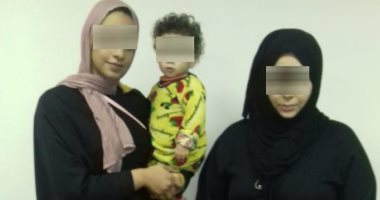 أطفال للإيجار.. سيدة تؤجر رضيعتها بـ 3 آلاف جنيه شهريا لمتسولة بوسط البلد.. المتهمة: استخدمها فى استعطاف الزبائن وجمع الأموال.. الأم تعترف: "المفعوصة" بتصرف علينا