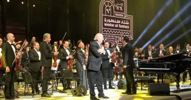 صور.. حفل الموسيقار الكبير عمر خيرت بمهرجان شتاء طنطورة فى السعودية