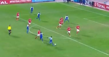 مجموعة الأهلى.. الهلال بقيادة حمادة صدقى يشعل المنافسة باسقاط النجم "فيديو"  