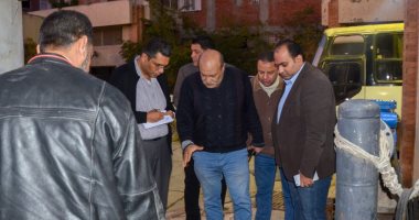 صور.. نائب محافظ الإسكندرية يشدد على إنهاء تطهير الشبكات ومحطة رفع أبيس