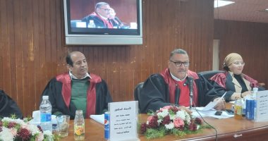 أستاذ جامعى مصرى يهاجم أردوغان خلال مناقشة رسالة ماجستير لباحثة ليبية