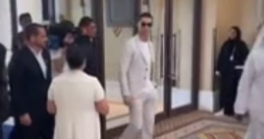 كريستيانو رونالدو يصل مقر مؤتمر دبي الرياضى بإطلالة مميزة.. فيديو