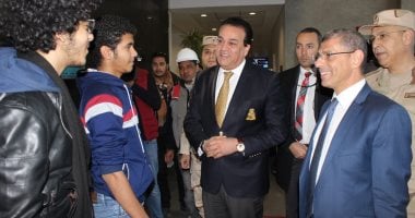 وزير التعليم العالى يتفقد منشآت مدينة زويل: تلعب دورا مهما لخدمة المجتمع 