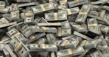 بلومبرج: أثرياء العالم يزيدون ثرواتهم بنسبة 25% فى 2019