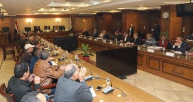 محافظ الجيزة يوجه بالحجز الإدارى على المتخلفين عن سداد مستحقات الدولة