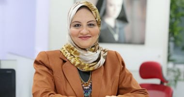  الكاتبة الصحفية زينب عبداللاه تكشف أسرار نجوم الزمن الجميل فى "كلام ستات"