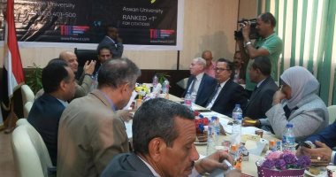 مجلس جامعة أسوان يستعرض أبرز نجاحات الجامعة خلال عام 2019 .. صور