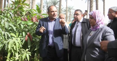 الرى تستعرض نجاح تجارب التحول من "الغمر" للرى "الحديث" فى الجيزة بدعم أوروبى.. مزارع من أبو رواش: المنظومة الجديدة حققت 50% توفير فى المياه و 30% للأسمدة والمبيدات.. وبحث آلية لدعم تغيير أنظمة الرى التقليدية