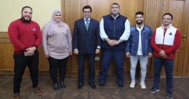 وزير الرياضة يستقبل لاعبي المنتخب الوطني لرفع الأثقال