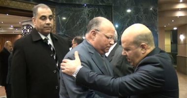 محافظ القاهرة ورجال الدولة فى عزاء والدة ماهر كامل رئيس حى باب الشعرية