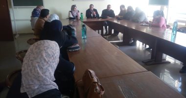 جامعة المنوفية تناقش تأثير التواصل الإجتماعى على الإستقرار الأسرى