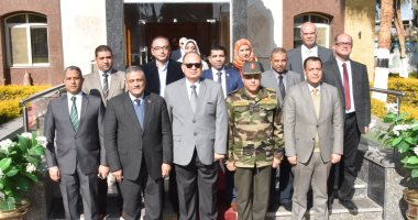 جامعة عين شمس تنظم قافلة تنموية شاملة لأبناء جنوب الصعيد بمحافظة أسيوط