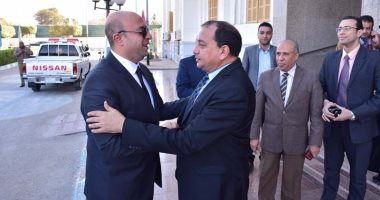 صور.. محافظ بنى سويف ورئيس الجامعة يشهدان اجتماع مجلس الكليات 