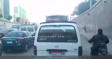 النشرة المرورية.. كثافات مرتفعة بمحاور وميادين القاهرة والجيزة 