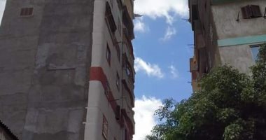 ميل عقار بالإسكندرية والحى ينفذ قرار إزالة 5 أدوار