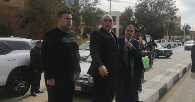 محافظ الوادى الجديد: إنشاء سوق سيارات مجهز جنوب سوق الخميس بالخارجة