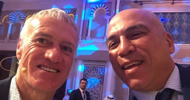 صور .. محمد يوسف برفقة نجوم العالم بمؤتمر دبى الرياضى