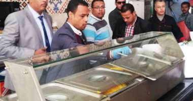 ضبط 81 مخالفة وإعدام كميات من السلع الغذائية المنتهية الصلاحية بأسوان