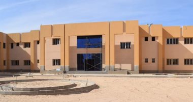العمل على إنهاء اللمسات اأخيرة للإنشاءات بفرع جامعة جنوب الوادي بالغردقة.. صور