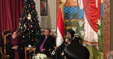 اندريه زكى مهنئًا البابا تواضروس: أنت صمام أمان لمصر وبابا للإصلاح