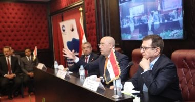 وزير الإسكان: واقعة تحرش المنصورة نتيجة للزحام ونسعى للخروج من الوادى الضيق