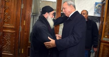 محافظ القليوبية يتابع استعدادات المحافظة لاستقبال عيد الميلاد المجيد