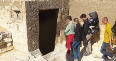 وفد سياحى أوكرانى يزور المناطق الأثرية فى المنيا