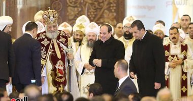 صور.. السيسى لـ"المصريين": "لا تسمحوا بإحداث فتنة بينكم.. البلد دى لينا كلنا"