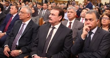 نقيب المهندسين يشارك باحتفالية عيد الميلاد بالكنيسة الإنجيلية بقصر الدوبارة