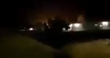 شاهد لحظة سقوط الصواريخ الإيرانية على قاعدة عين الأسد الأمريكية بالعراق