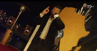 على أنغام "انا الملك"..الكاف يشارك بفيديو لرقص محمد رمضان بحفل أحسن لاعب