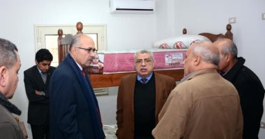 نائبا رئيس جامعة طنطا يتابعان تجهيزات مدينة المنتزه الجامعية للطالبات