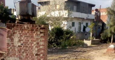 قارئ يستغيث من محول يصدر "شرز كهربائى" بسبب المطر  فى قرية الخوالقة بالبحيرة