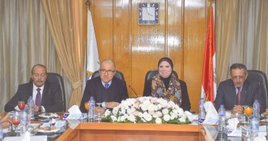 وزيرة التجارة تبحث مع مجلس إدارة اتحاد الصناعات وضع رؤية مشتركة لمستقبل الصناعة