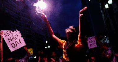 كر وفر بين الشرطة والمتظاهرين فى مدينة ساوباولو البرازيلية