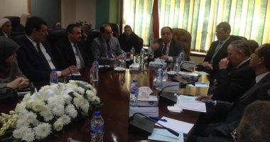 وزير المالية بعد واقعة "رشوة الضرائب": لا مكان بيننا لغير الشرفاء