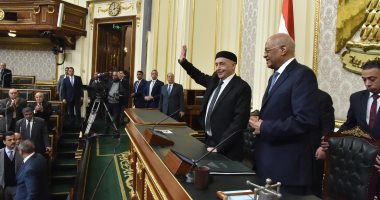 صور.. بدء الجلسة العامة للبرلمان المصرى بحضور رئيس مجلس النواب الليبى  