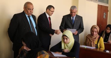 صور.. رئيس جامعة المنوفية ونائبه يتفقدان لجان امتحانات كلية الحقوق