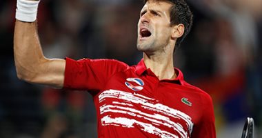 ديوكوفيتش يهزم نادال لتبقى صربيا فى المنافسة على كأس محترفى التنس 