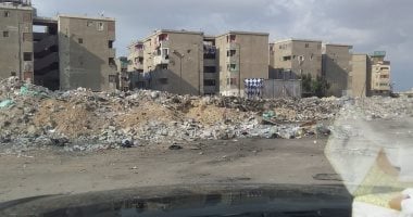 شكوى من استمرار تراكم القمامة بعقارات ايجيكو والمحمودية فى حى السلام ثان