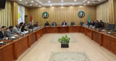 محافـظ المنوفية يطالب بإسراع ملفات تقنين الأراضى وحصر الأصول غير المستغلة