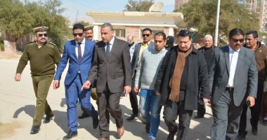 محافظ سوهاج: رفع كفاءة مقابر أخميم بحى الكوثر بتكلفة 10 ملايين جنيه